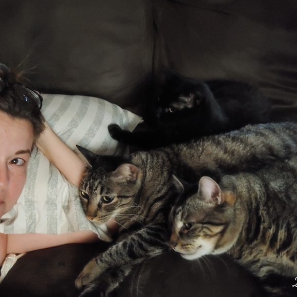 Meet your Posher - Picture 5 of 16